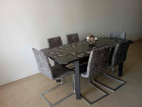 Cosy,central,modern Gem Apartment in Saint Paul's Bay