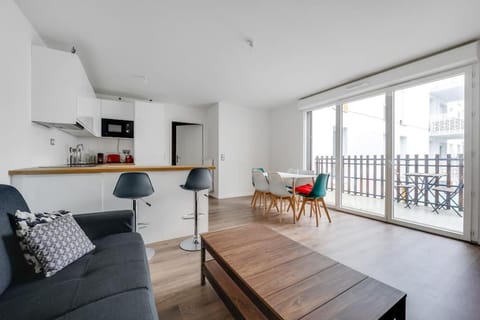 Élégance en Banlieue Parisienne Apartment in Paris