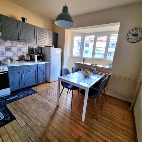 Spacious 3 bedroom apartment, close to metro station Apartment in Sofia