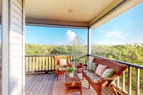Beach to Bay View House in Longboat Key