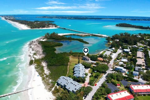 Beach to Bay View House in Longboat Key