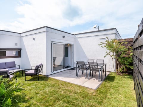 Patio, Garden, Garden view