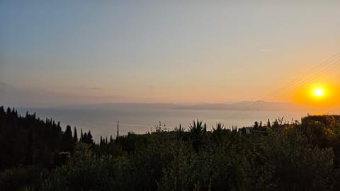 Day, Natural landscape, Mountain view, Sea view, Sunrise