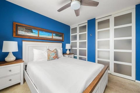 Kihei Akahi C302 · AKH C302 Spacious 2BD Condo w Ocean Breeze AC House in Wailea