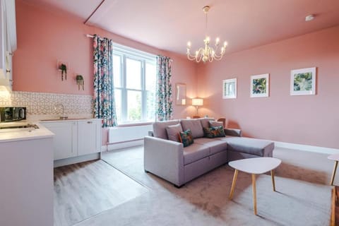 Pink Palace - Central Apartment Apartment in Chester