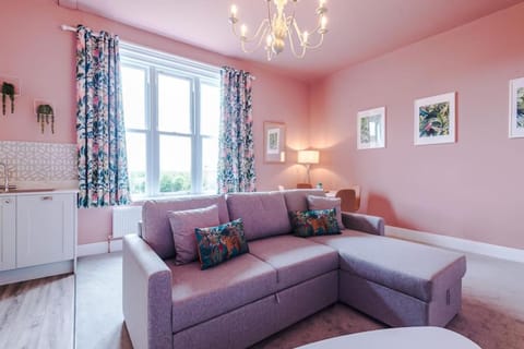 Pink Palace - Central Apartment Apartment in Chester