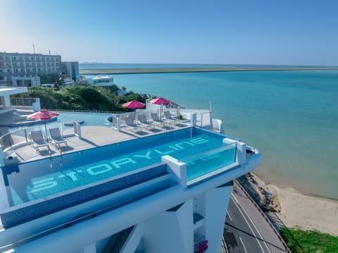 Property building, Swimming pool