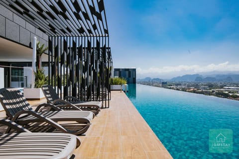 Day, Natural landscape, View (from property/room), Mountain view, Swimming pool, sunbed