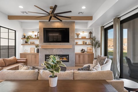 Paradise Shores home House in St George