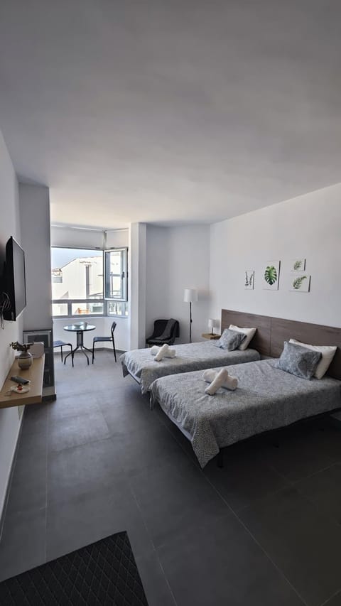 Communal lounge/ TV room, Photo of the whole room, Bedroom