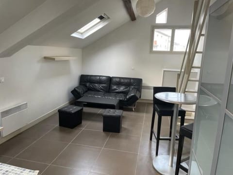 Appartements sympas et confortables proche de Paris Apartment in Île-de-France