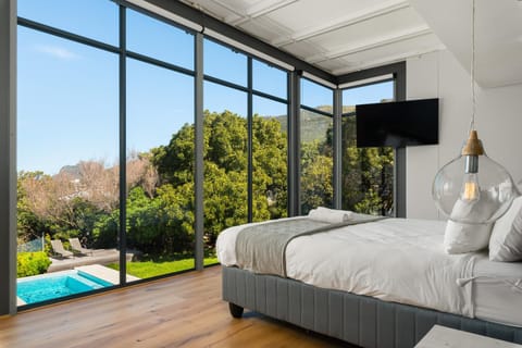 Nooitgedacht Drive 21 House in Cape Town