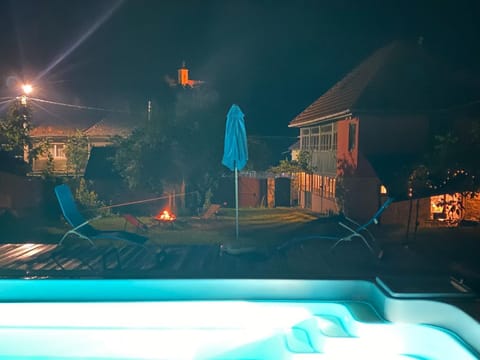 Night, Pool view, Swimming pool, sunbed
