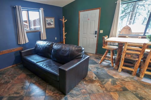 Timber Creek Chalets- 7 cabin Cabin in Estes Park