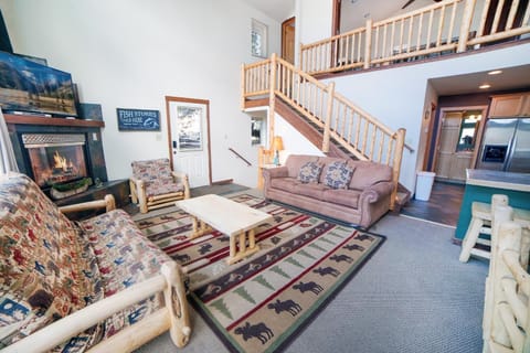 Lazy R Cottages- 16A cabin Cabin in Estes Park