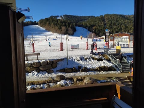 Winter, Balcony/Terrace, Mountain view