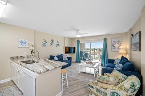 Amazing Gulf Views, King Bed, Family Friendly! Apartment in Orange Beach