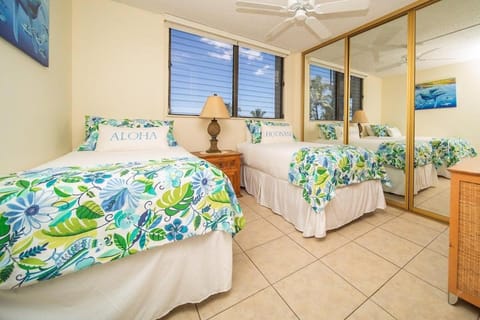 Kihei Akahi D402 · AKH D402 2BD Condo Across Beach Ocean View AC House in Wailea