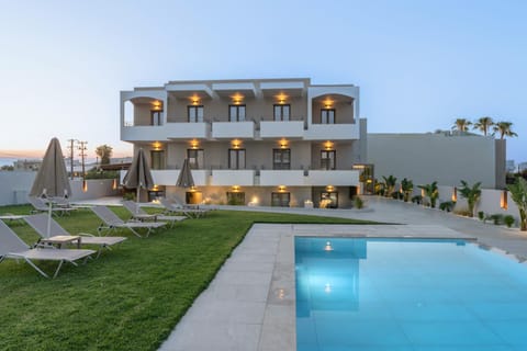 Property building, Swimming pool