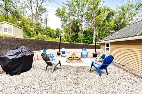 BBQ facilities, Seating area