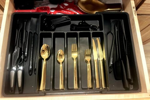 Kitchen or kitchenette, kitchen