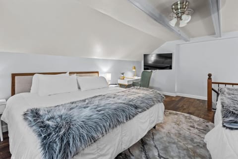 The Original Custom House! House in Saint Charles