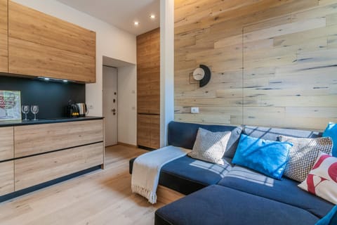 Coffee/tea facilities, Kitchen or kitchenette, Living room, Seating area, dishwasher, internet, air conditioner