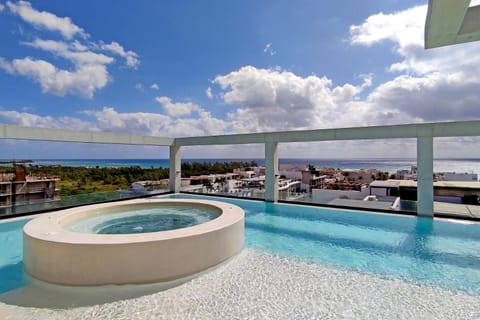 Patio, Day, Natural landscape, Hot Tub, View (from property/room), Pool view, Sea view, Swimming pool