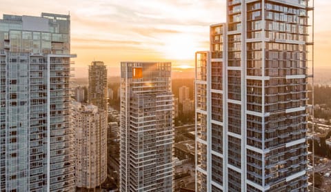 Pacific Sweet Place @Metro Apartment in Burnaby