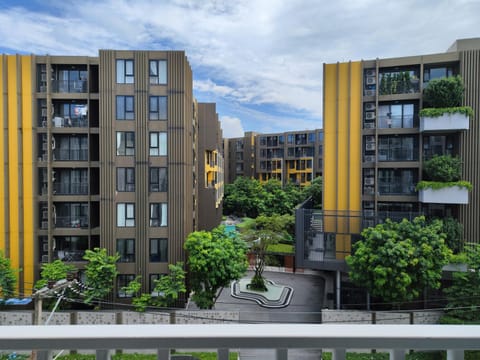 Neighbourhood, City view