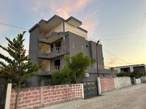 Mico's Apartments Apartment in Vlorë