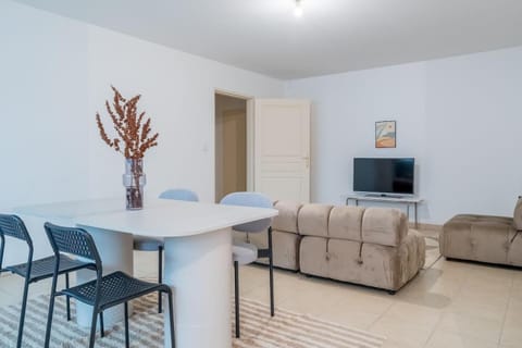 T2 Panier avec loggia Apartment in Marseille