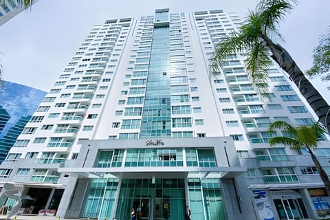 Property building, Facade/entrance