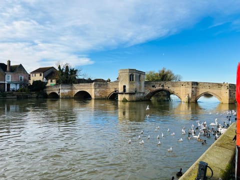 Nearby landmark, Natural landscape, River view