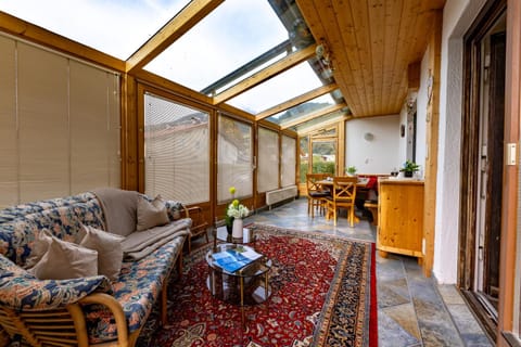 View (from property/room), Balcony/Terrace, Living room, Seating area