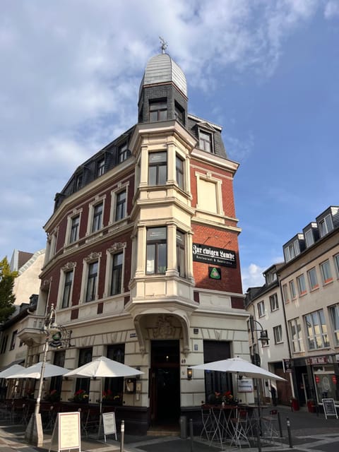 City Appartement B Zur ewigen Lampe dritte Etage Apartment in Brühl