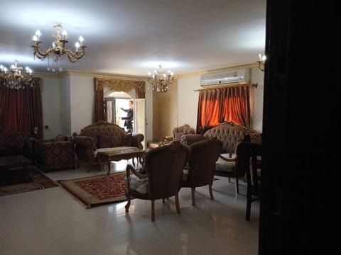 Living room, Lobby or reception