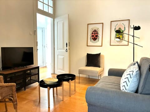 Communal lounge/ TV room, TV and multimedia, Living room