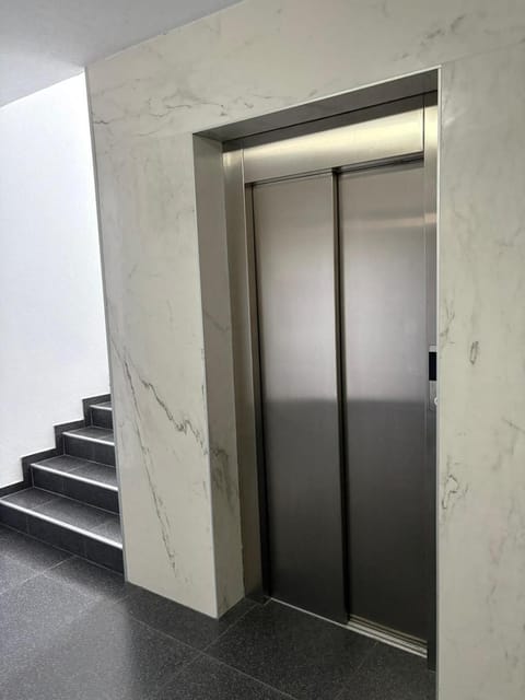 elevator