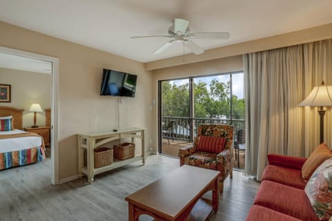 Fabulous Park Shore Condo Apartment in Naples