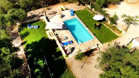 Bird's eye view, Pool view