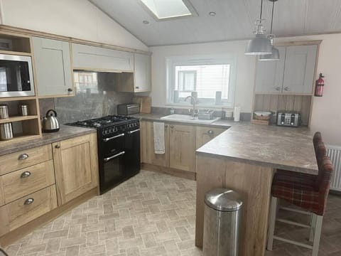Luxury 6-8 Berth Lodge Apartment in New Milton