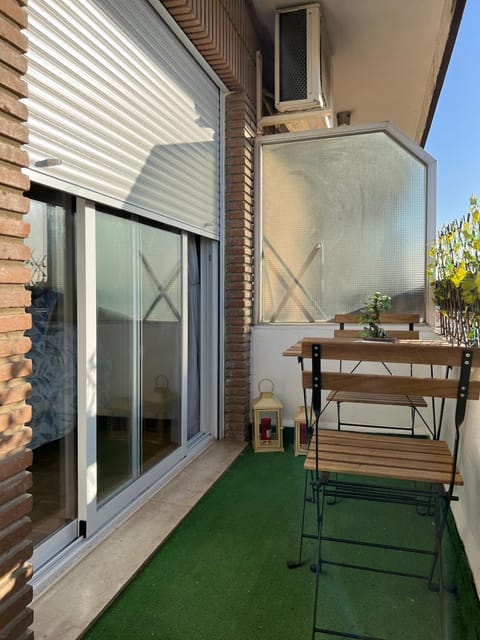 View (from property/room), Balcony/Terrace, Balcony/Terrace, Dining area