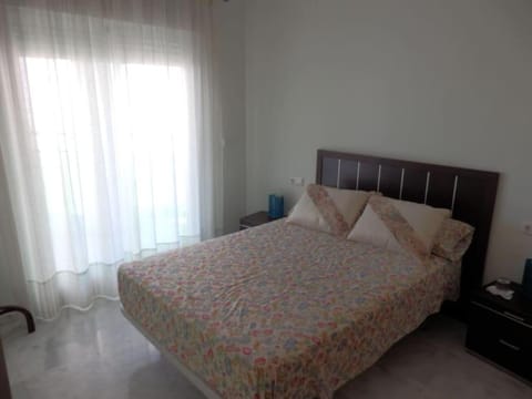 Precioso apartamento en complejo residencial con piscina,barbacoa y pista de padel. Apartment in Marina Baixa