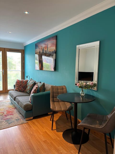 Apt 7 Cathedral & River view Apartment in Norwich