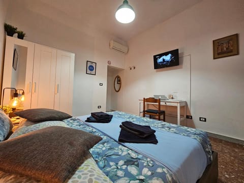 Eva Capital Guest House Bed and Breakfast in Rome