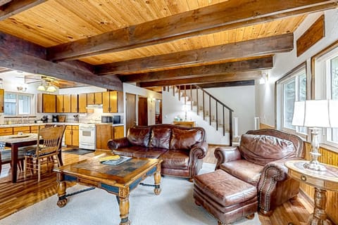 Deer Trail Retreat House in South Lake Tahoe