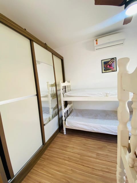 Casa com piscina e jacuzzi House in Cabo Frio