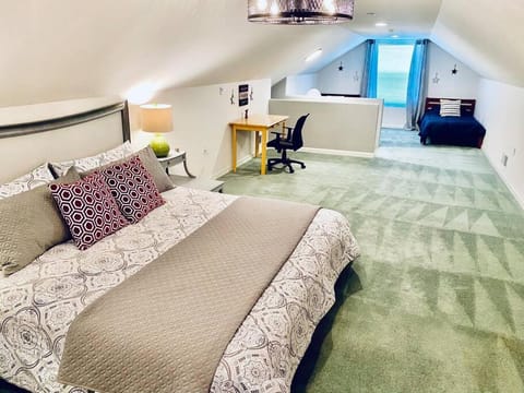 Eagle Nest River Views Hot Tub Games Sleeps 6 House in Ahwahnee