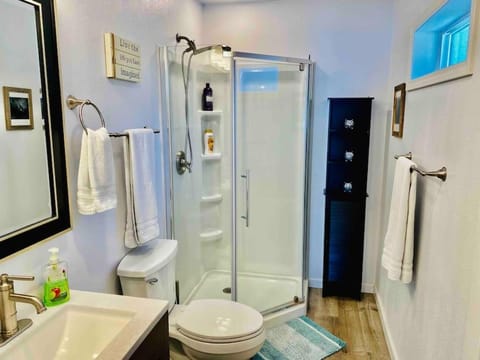 Owl Nest Hot Tub Sleeps 3 Yosemite House in Ahwahnee